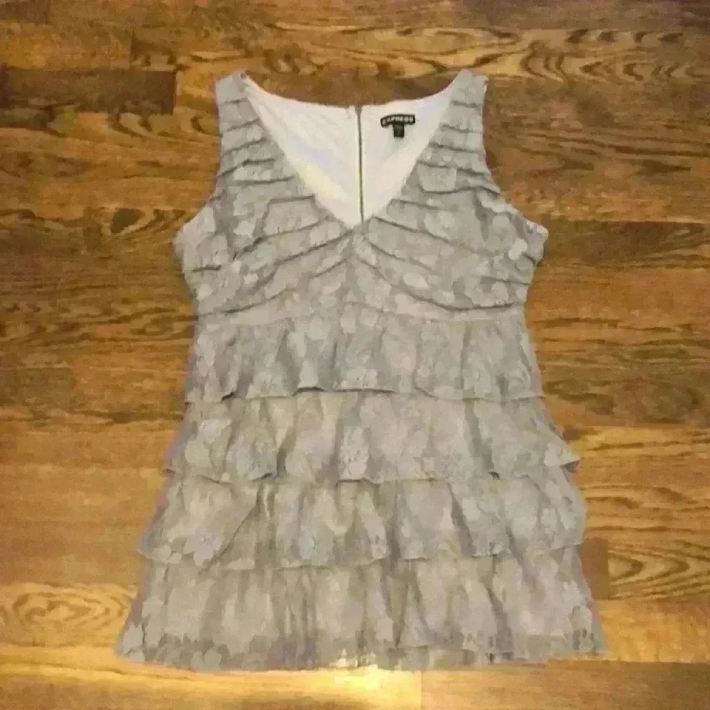 Express Lace Top - Size Small